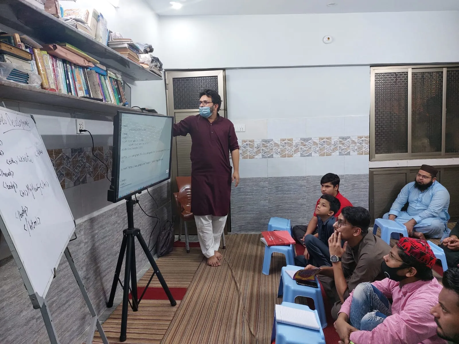 Students attending an IT short course